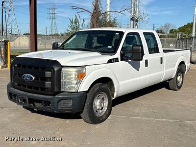 2011 Ford F250 Crew Cab Pickup Truck