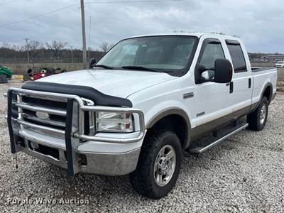 2005 Ford F250 Super Duty Crew Cab Pickup Truck