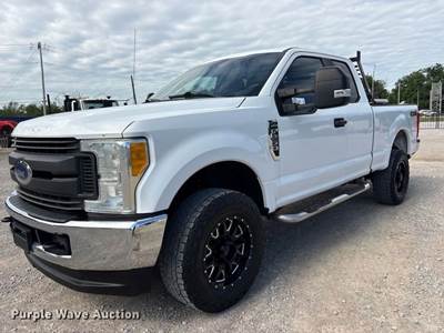 2017 Ford F250 Super Duty Ext. Cab Pickup Truck