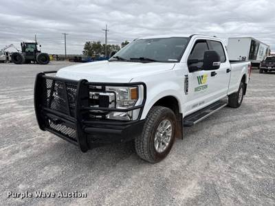 2020 Ford F250 Super Duty Crew Cab Pickup Truck