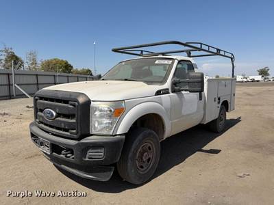 2011 Ford F250 Super Duty Utility Bed Pickup Truck
