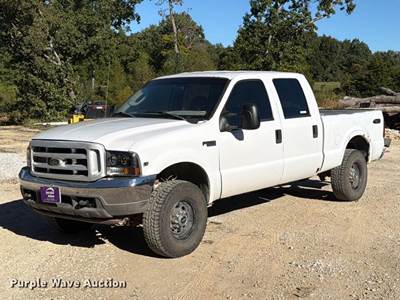 2004 Ford F250 Super Duty Crew Cab Pickup Truck