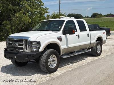 2009 Ford F250 Super Duty Lariat Crew Cab Pickup Truck