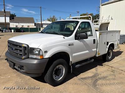 2004 Ford F250 Super Duty XL Utility Bed Pickup Truck