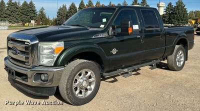 2015 Ford F350 Super Duty Crew Cab Pickup Truck