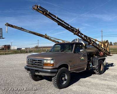 1997 Ford F350 Sprayer Bed Pickup Truck