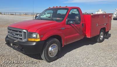 1999 Ford F350 Super Duty Utility Bed Pickup Truck