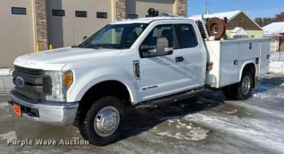 2017 Ford F350 Supercab Utility Bed Pickup Truck