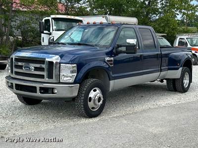2008 Ford F350 Super Duty Crew Cab Pickup Truck