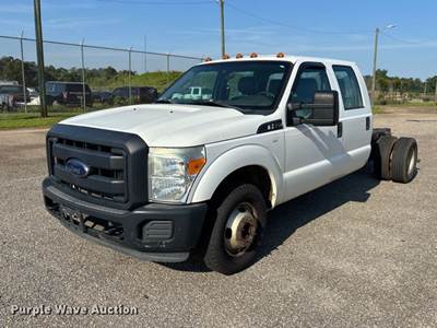 2015 Ford F350 Super Duty Pickup Truck Cab And Chassis