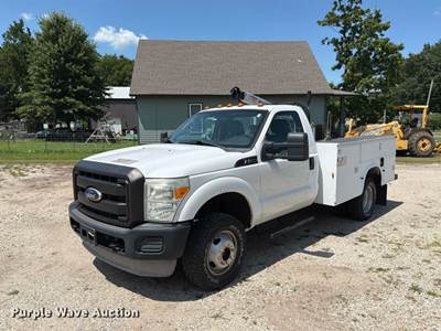 2011 Ford F350 Super Duty Utility Bed Pickup Truck
