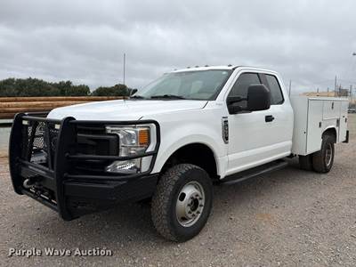 2021 Ford F350 Super Duty Ext. Cab Utility Bed Pickup Truck