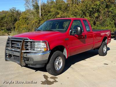 2004 Ford F350 Super Duty Ext. Cab Pickup Truck
