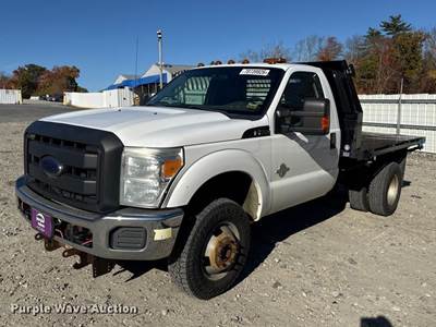 2012 Ford F350 Super Duty Flatbed Pickup Truck