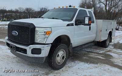 2013 Ford F350 Super Duty XL Supercab Utility Bed Pickup Truck