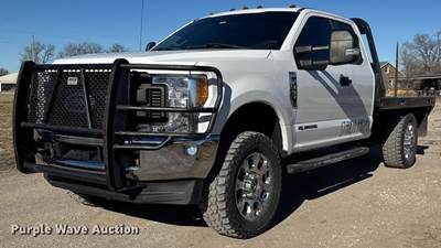 2017 Ford F350 Super Duty XL Ext. Cab Bale Bed Pickup Truck