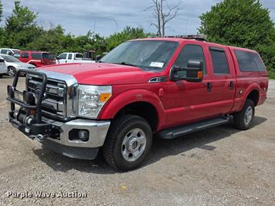 2012 Ford F350 xlt Super Duty Crew Cab Pickup Truck