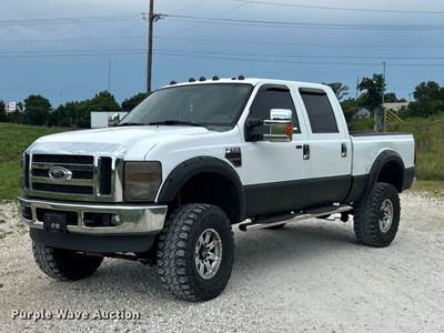 2008 Ford F250 Super Duty XLT Crew Cab Pickup Truck