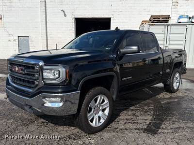 2017 GMC Sierra 1500 Crew Cab Pickup Truck