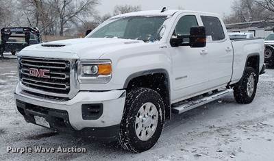2018 GMC Sierra 2500HD Crew Cab Pickup Truck