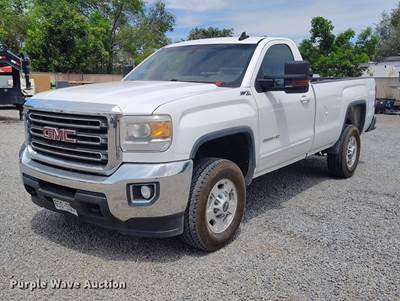 2015 GMC Sierra 2500HD Pickup Truck