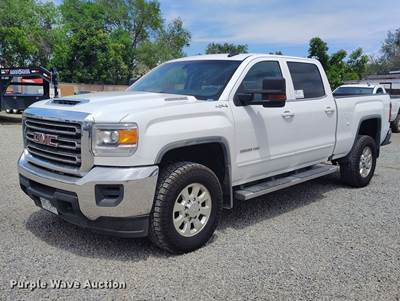 2018 GMC Sierra 2500HD Crew Cab Pickup Truck