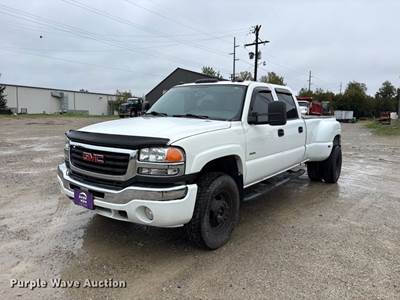 2007 GMC Sierra 3500 Crew Cab Pickup Truck