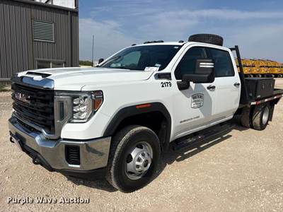 2021 GMC Sierra 3500 Crew Cab Flatbed Pickup Truck