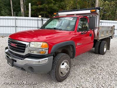 2007 GMC Sierra 3500 Dump Bed Pickup Truck