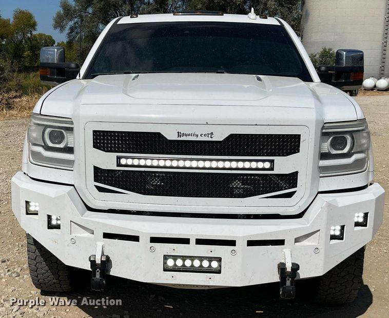 2016 GMC Sierra 3500HD Denali Crew Cab Flatbed Pickup Truck For Sale