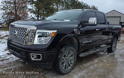 2017 Nissan Titan XD Platinum Reserve Crew Cab Pickup Truck