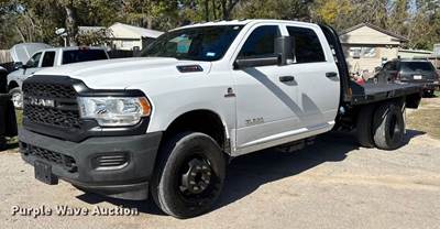 2022 Ram 3500HD Crew Cab Flatbed Pickup Truck