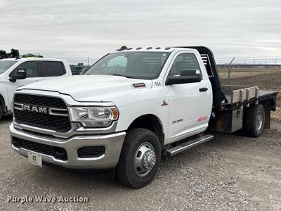 2022 Ram 3500 Flatbed Pickup Truck