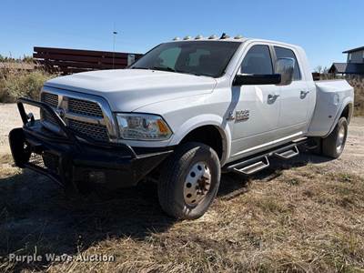 2018 Ram 3500 Laramie Crew Cab Pickup Truck