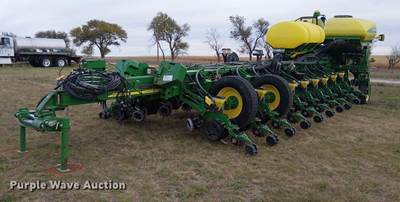 2011 John Deere 1770NT No-Till Planter