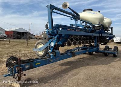 Kinze 3660 No-Till Planter