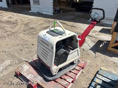 2023 Dynapac DRQ35 Plate Compactor