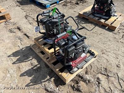 (2) Dynapac DFP8X Plate Compactors