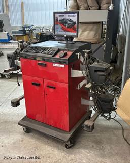 Hunter P611 Alignment Machine