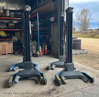 (4) Maha MCL 16 Column Lift