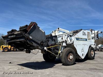 2006 Roadtec SB-2500C Material Transfer Vehicle