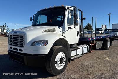 2016 Freightliner Business Class M2 Rollback Truck