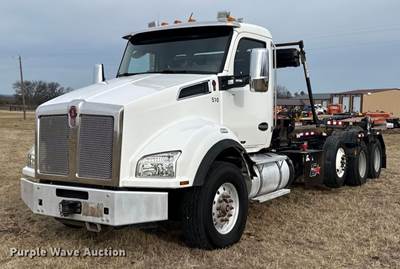2019 Kenworth T880 Roll-Off Container Truck