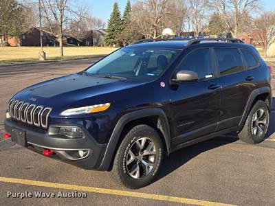 2016 Jeep Cherokee Suv
