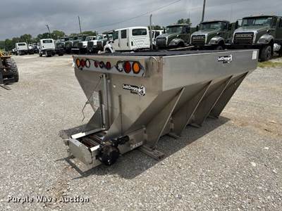 Salt Dogg 14509F572111B6 Spreader