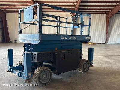 2016 Genie GS4069 RT Scissor Lift
