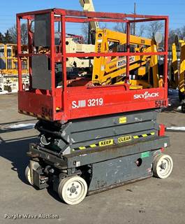 2008 Skyjack Sjiii 3219 Scissor Lift