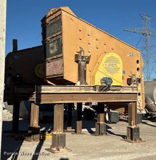 2011 Midwestern Industries Mev 5X10-3 Vibratory Screen