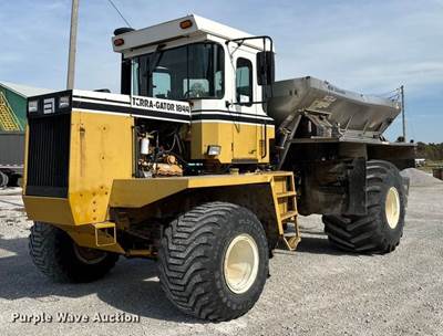 Ag-Chem Terra-Gator 1844 Spreader