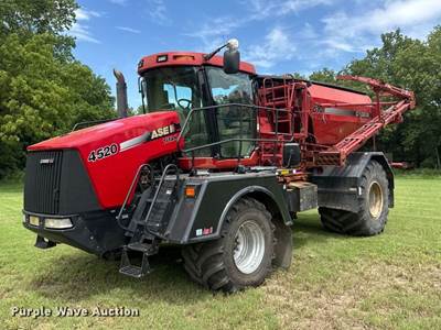 Case Ih 4520 Titan Spreader